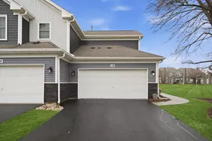 259 Millers Crossing, Itasca, IL 60143 - Photo 2