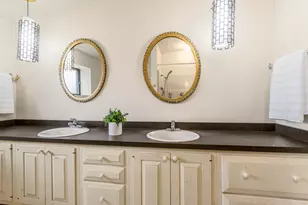 231 Bartram Rd, Riverside, IL 60546 - Photo 24