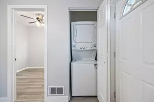 4418 W Armitage Ave, Chicago, IL 60639 - Photo 12