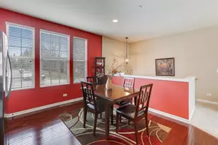 813 E Hamlin Ln, Arlington Heights, IL 60004 - Photo 8