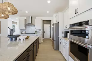 929 Preserve Ct, Aurora, IL 60502 - Photo 8