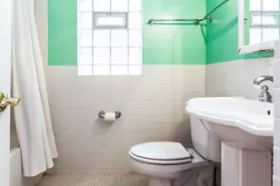 5323 S Harper Ave, Chicago, IL 60615 - Photo 6