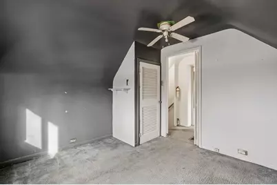 5722 W Grover Street, Chicago, IL 60630 - Photo 16