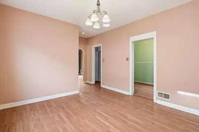 5722 W Grover Street, Chicago, IL 60630 - Photo 6