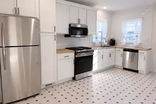 232 S Genoa St, Genoa, IL 60135 - Photo 4