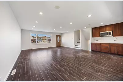 1315 Prince Drive, South Holland, IL 60473 - Photo 4