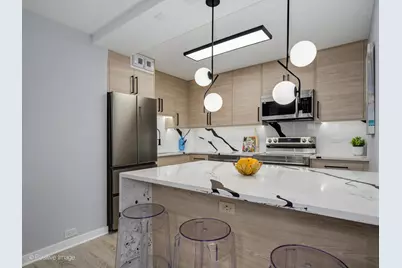 3550 N Lake Shore Drive #806, Chicago, IL 60657 - Photo 6