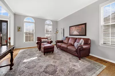 [Address not provided], Gurnee, IL 60031 - Photo 4