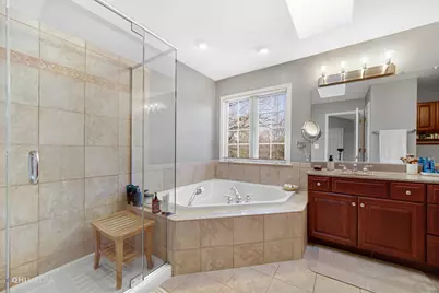 [Address not provided], Gurnee, IL 60031 - Photo 22