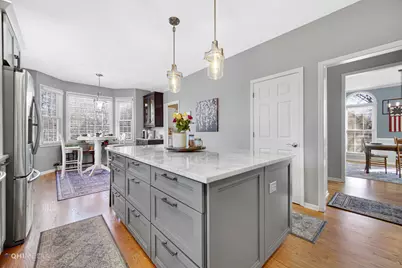 [Address not provided], Gurnee, IL 60031 - Photo 12