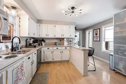 2052 W Huron Street, Chicago, IL 60612 - Photo 12