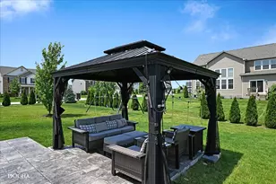 4327 Conifer Rd, Naperville, IL 60564 - Photo 44