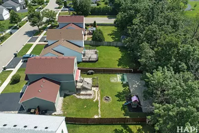 377 E Camden Lane, Round Lake Beach, IL 60073 - Photo 24