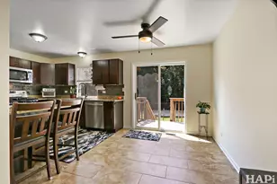 377 E Camden Ln, Round Lake Beach, IL 60073 - Photo 2