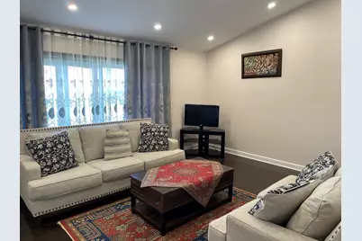 1925 E Waverly Lane, Arlington Heights, IL 60004 - Photo 4