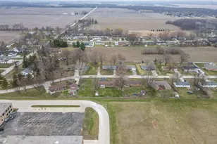 4906 W Hilltop Dr, Kankakee, IL 60901 - Photo 34