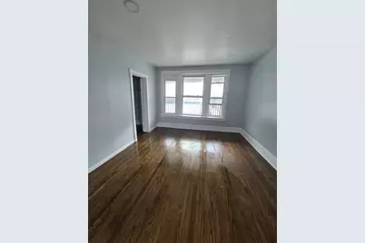 2704 E 77th Street #2, Chicago, IL 60649 - Photo 2