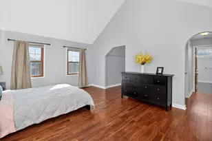 911 Rock Spring Rd, Naperville, IL 60565 - Photo 18