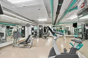 850 N Dewitt Pl, Chicago, IL 60611 - Photo 16