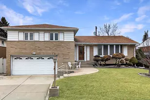 1205 Winston Dr, Melrose Park, IL 60160 - Photo 1