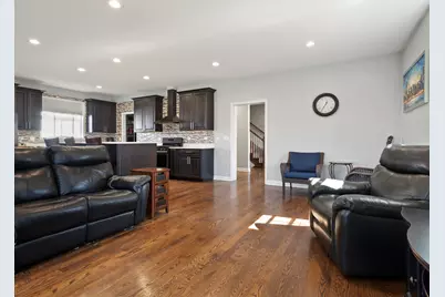 10432 S Homan Avenue, Chicago, IL 60655 - Photo 8