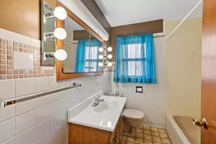 675 N West Rd, Lombard, IL 60148 - Photo 16