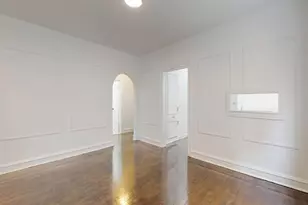 6738 N Rockwell St, Chicago, IL 60645 - Photo 4