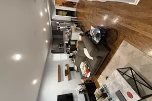 518 N May St, Chicago, IL 60642 - Photo 2