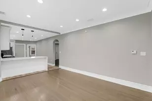 8210 S Justine St, Chicago, IL 60620 - Photo 12