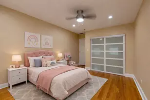 2012 W Coulter St, Chicago, IL 60608 - Photo 6
