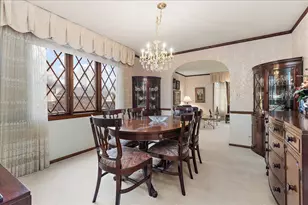 16W648 89th Pl, Willowbrook, IL 60527 - Photo 8