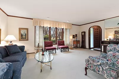 16W648 89th Place, Willowbrook, IL 60527 - Photo 6