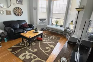 1111 W Grace St, Chicago, IL 60613 - Photo 10