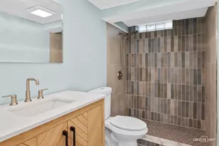 401 Salem Square, Bolingbrook, IL 60440 - Photo 14