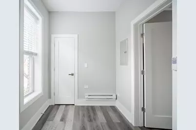 1472 W Erie Street #2R, Chicago, IL 60642 - Photo 12