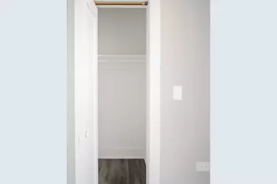 1472 W Erie Street #2R, Chicago, IL 60642 - Photo 10