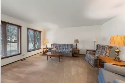 1653 Kenyon Drive, Naperville, IL 60565 - Photo 4