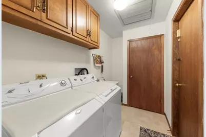 1653 Kenyon Drive, Naperville, IL 60565 - Photo 18