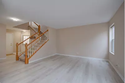 2421 Stoughton Circle #2421, Aurora, IL 60502 - Photo 4