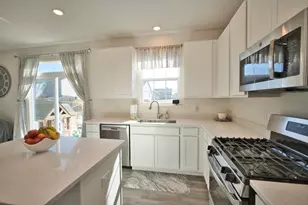 574 Coach Rd, Yorkville, IL 60560 - Photo 12