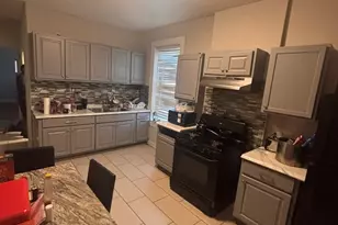 657 N Christiana Ave, Chicago, IL 60624 - Photo 4