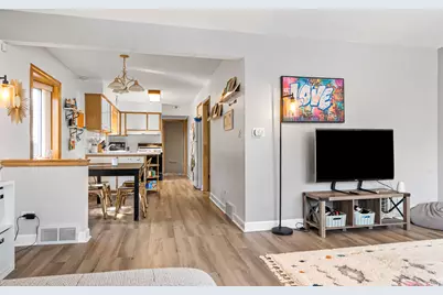 6520 N Oshkosh Avenue, Chicago, IL 60631 - Photo 4