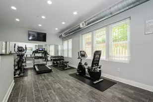 1608 W Sherwin Ave, Chicago, IL 60626 - Photo 14