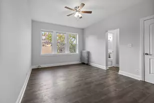 1608 W Sherwin Ave, Chicago, IL 60626 - Photo 2