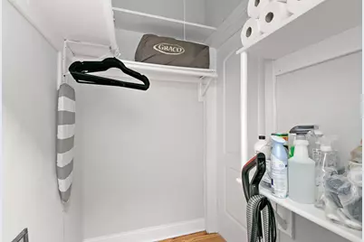 631 W Roscoe Street #M2, Chicago, IL 60657 - Photo 8