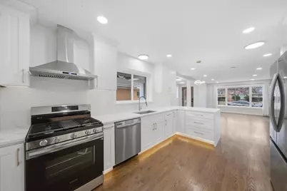 3829 W Chase Avenue, Lincolnwood, IL 60712 - Photo 14