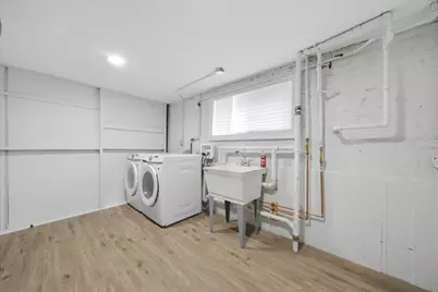 3829 W Chase Avenue, Lincolnwood, IL 60712 - Photo 30