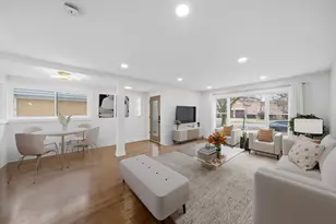 3829 W Chase Ave, Lincolnwood, IL 60712 - Photo 6