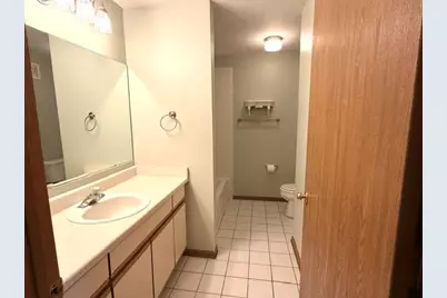 1560 Thornfield Lane #3, Roselle, IL 60172 - Photo 12