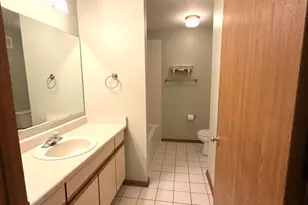 1560 Thornfield Ln, Roselle, IL 60172 - Photo 12